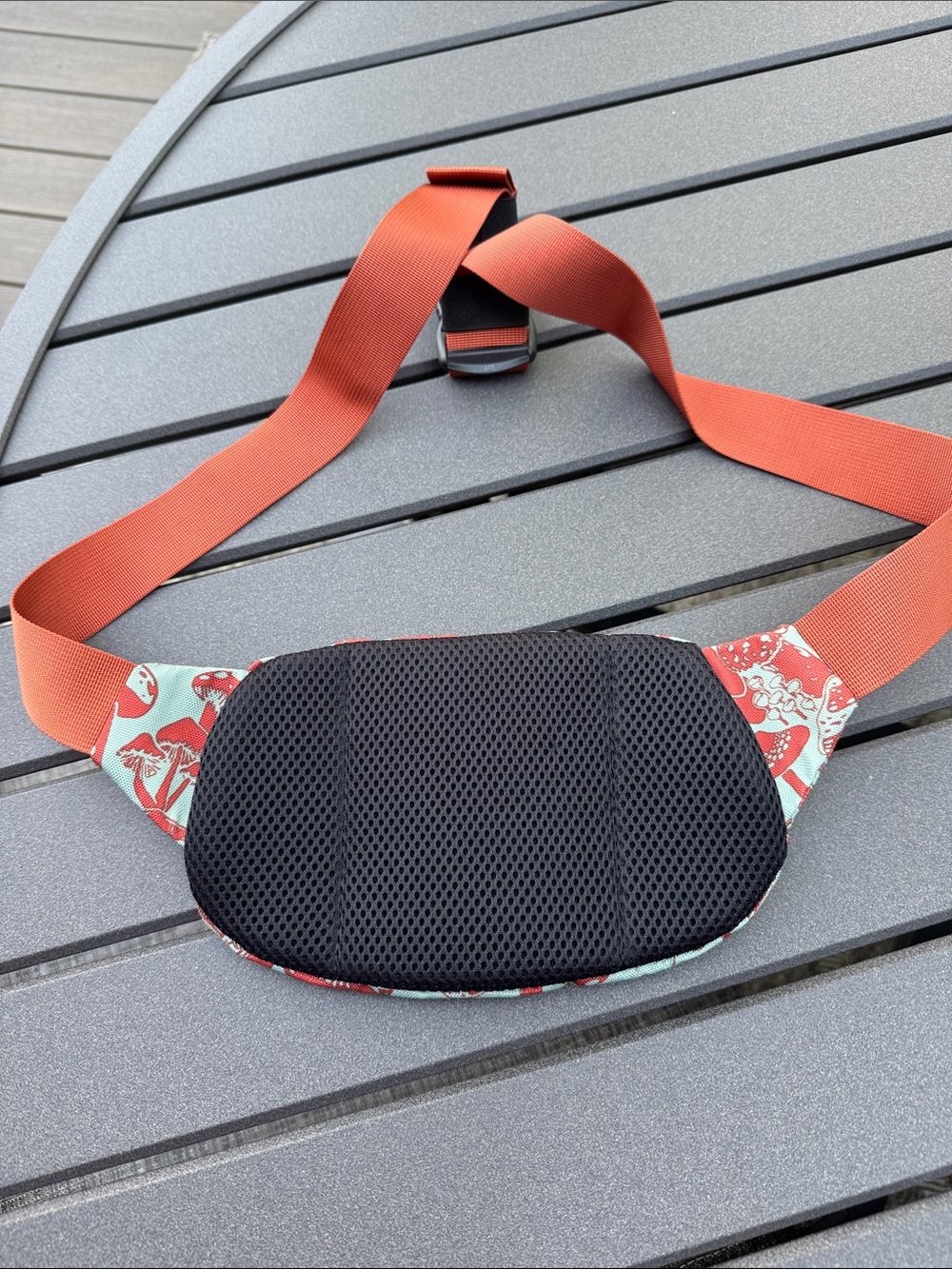 Kavu Mushroom Waist Pack - Picture 3 of 6